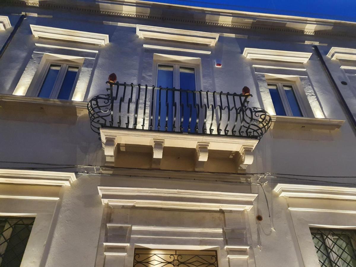 Апартаменты Palazzo Giufa Сиракузы Экстерьер фото